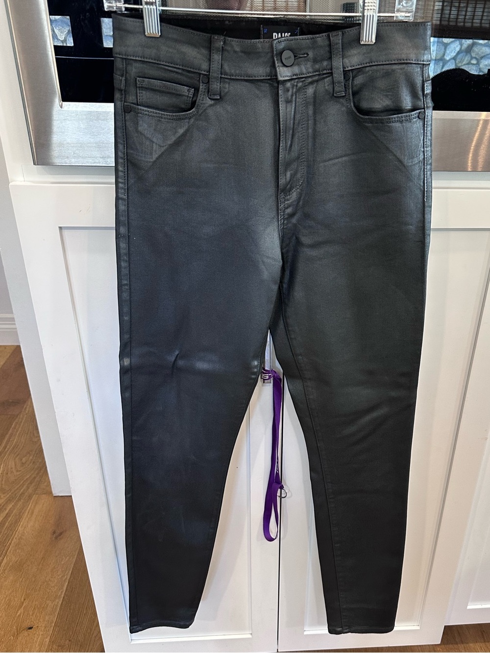 Paige Womens Coated Black Skinny Jeans Rayon Cotton size 29